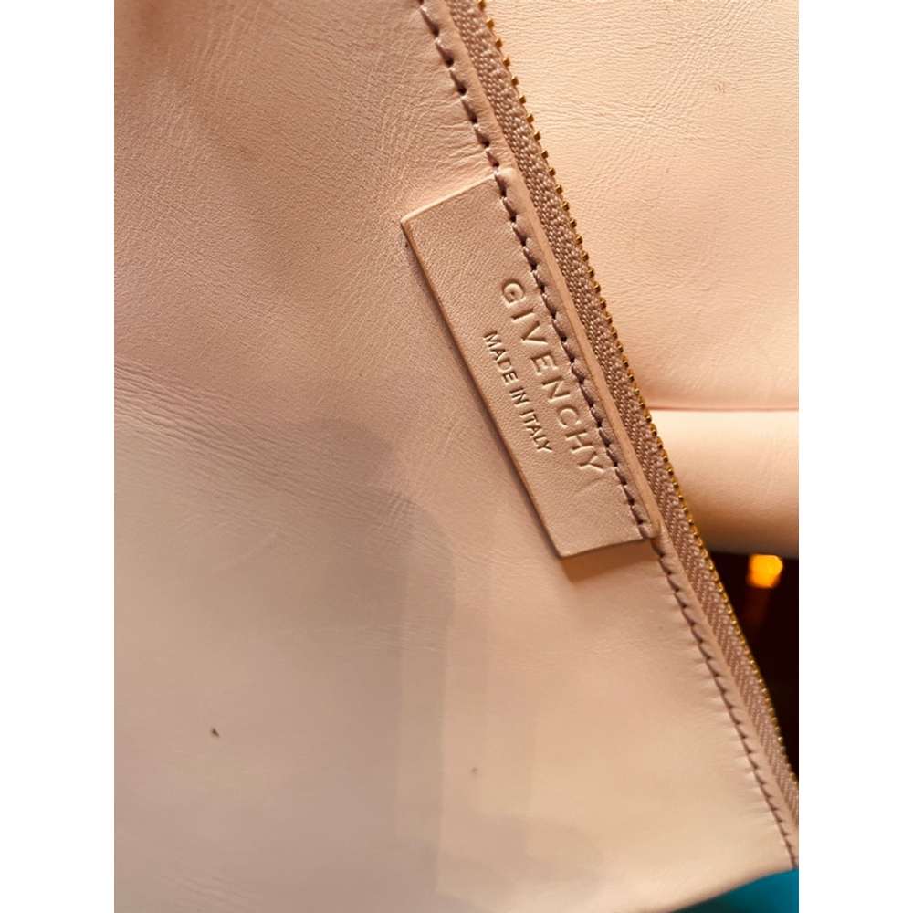 Gorgeous Givenchy Pale Pink Leather Tote Bag with Pouch Large - Picture 8 of 16